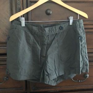 British Khaki olive green shorts Sz 14